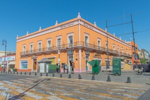 Fachada de la propiedad