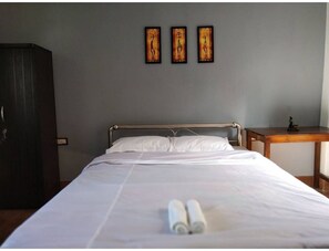 2 bedrooms