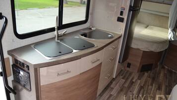 Fridge, microwave, oven, coffee/tea maker