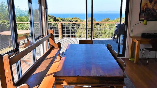 Dining - Magic Beach House - Sensational Views (WALKERVILLE SOUTH)