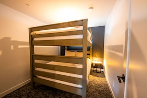 Three Bedroom Bunkbed Apartment (No Pets)