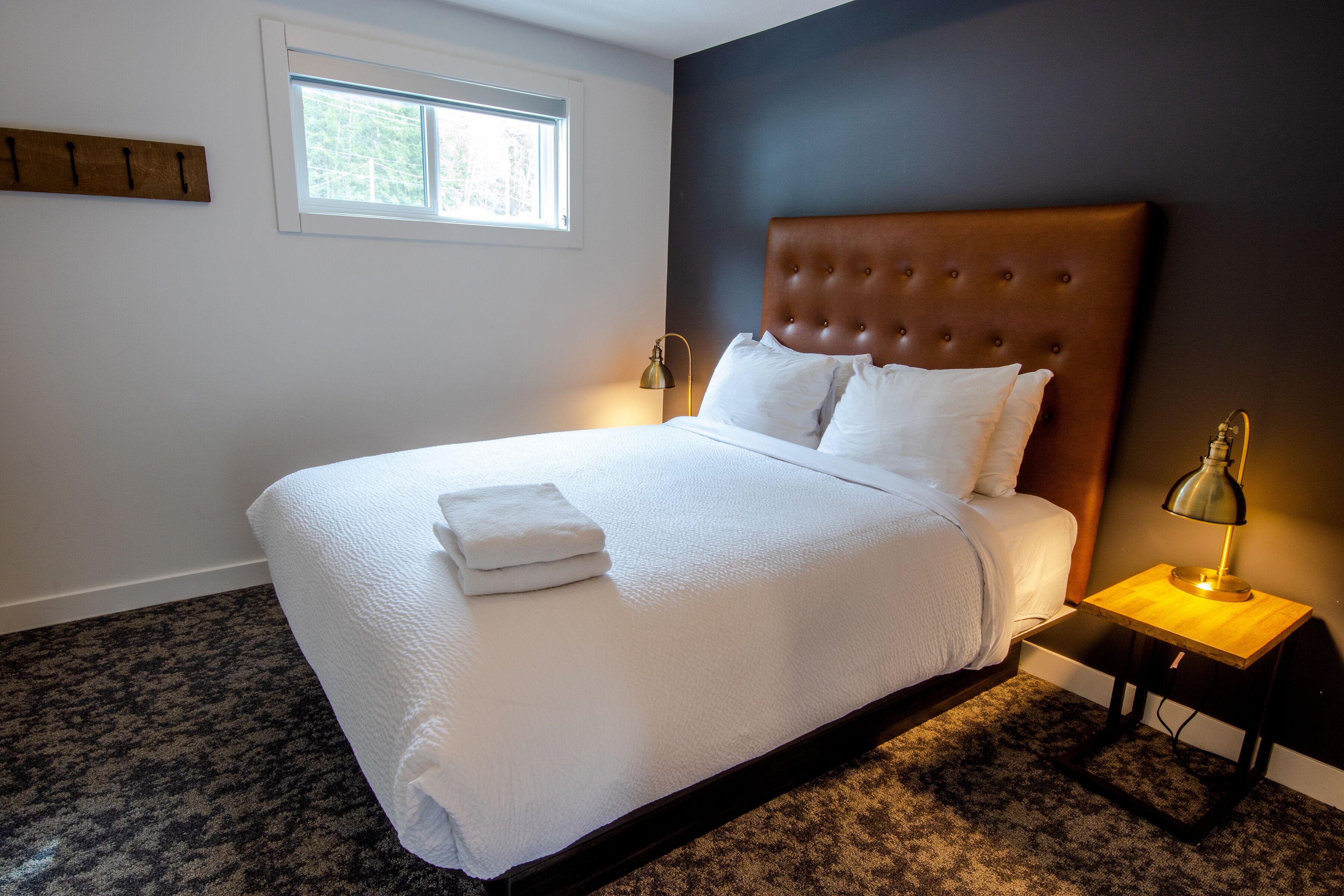 three bedroom bunkbed apartment (no pets) | 1 bedroom, soundproofing, iron/ironing board, free wifi