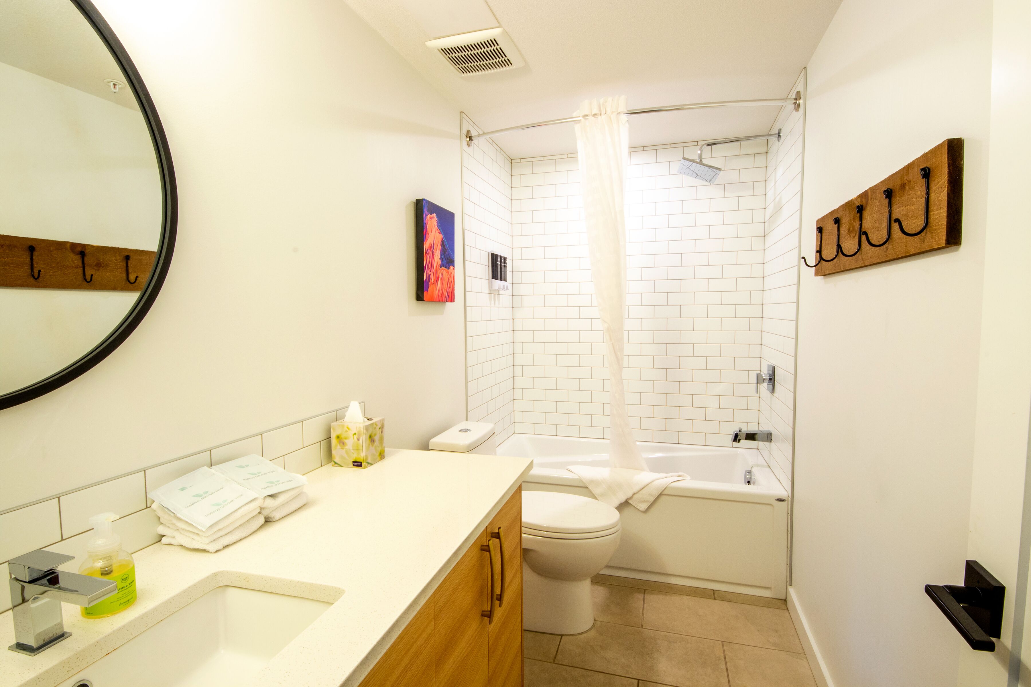 three bedroom bunkbed apartment (no pets) | bathroom | free toiletries, hair dryer, towels