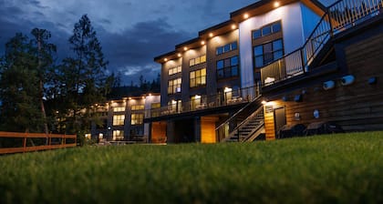 Basecamp Resorts Revelstoke