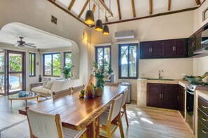 Casa Corazón Bungalow One | Private kitchen | Fridge, microwave, oven, stovetop - Casa Corazón (Tulum)