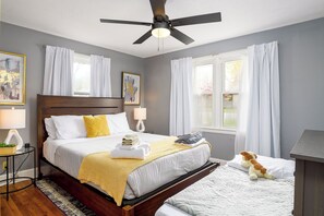 3 bedrooms, in-room safe, iron/ironing board, free WiFi