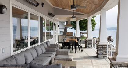 Newly Constructed Luxury Home On 150' Natural Beach With Dock And Hot Tub!