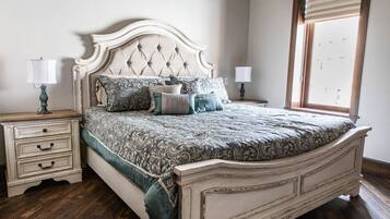 3 Schlafzimmer, BĂŒgeleisen/BĂŒgelbrett, kostenloses WLAN, BettwĂ€sche