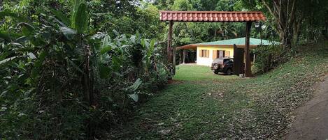 Enceinte de lâhĂ©bergement