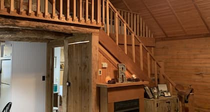 Cottage Properties - Country Log Cabin