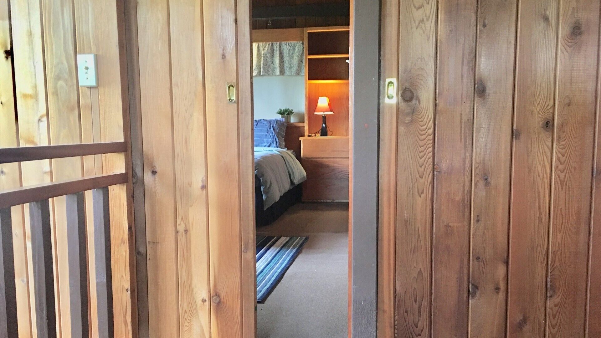 2 bedrooms, desk, travel crib, free WiFi