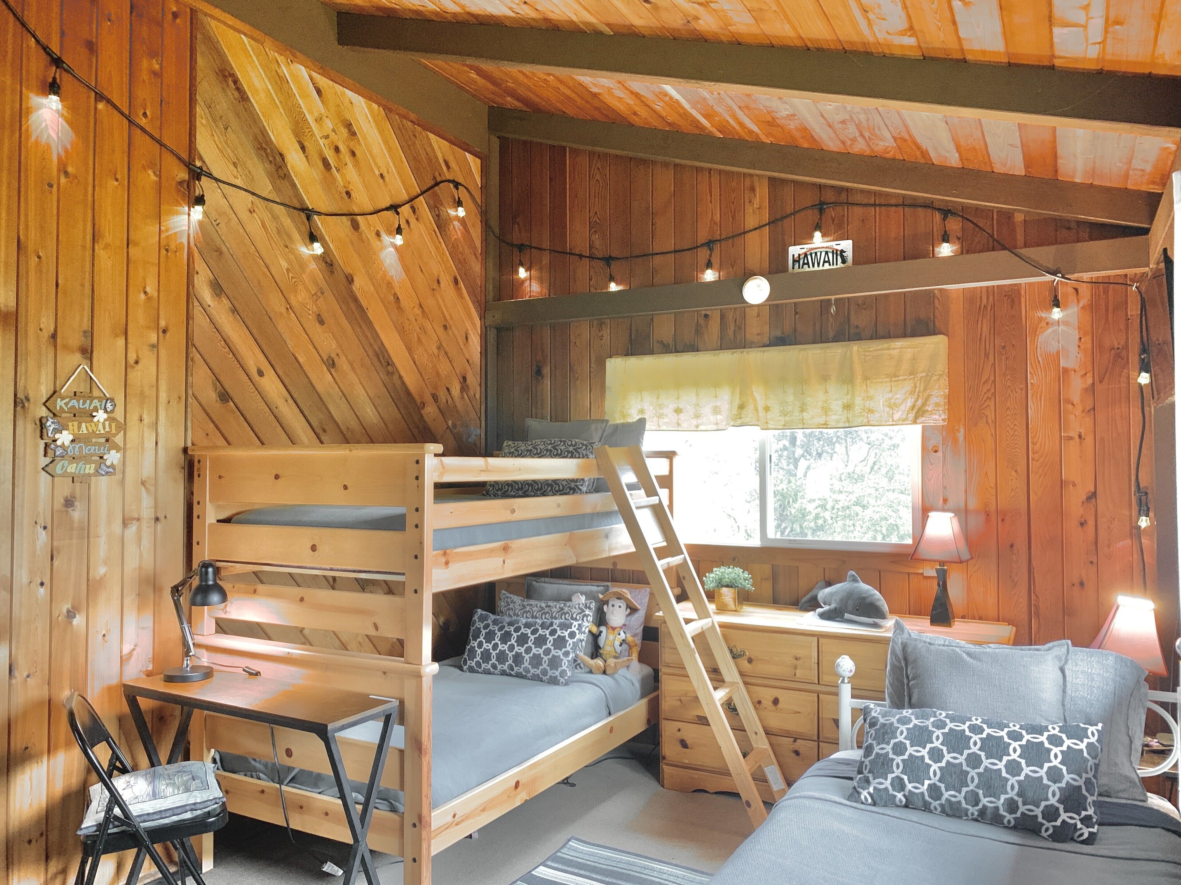 2 makuuhuonetta, työpöytä, vauvan matkasänky, ilmainen Wi-Fi