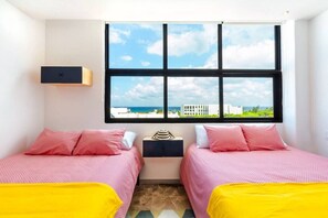 3 habitaciones, tabla de planchar con plancha, wifi y ropa de cama 