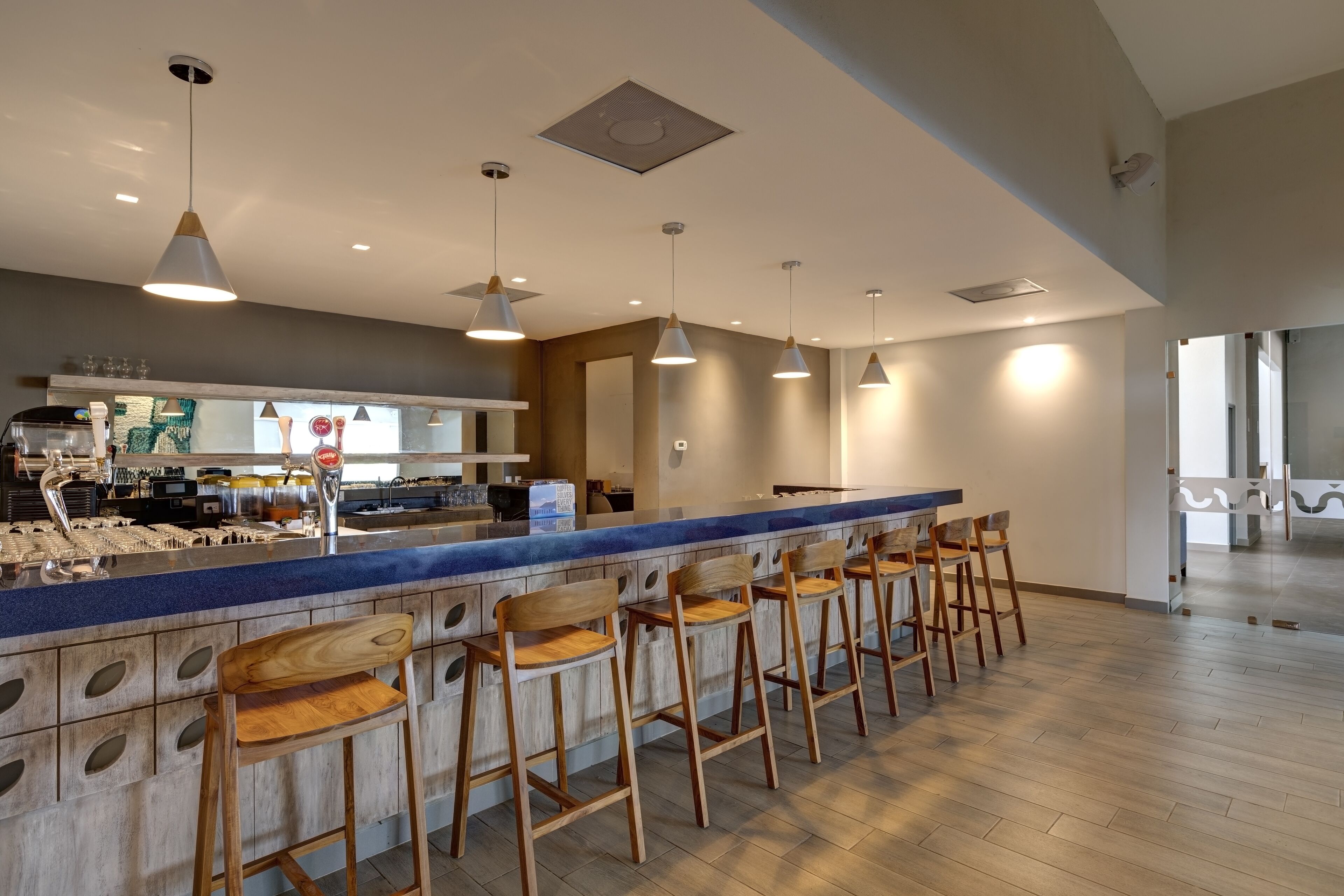 酒吧（店内）