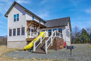 Exterior - 5 King Masters, Pool, Putting Green, Hot Tub, Playset, Gameroom (Glenwood)