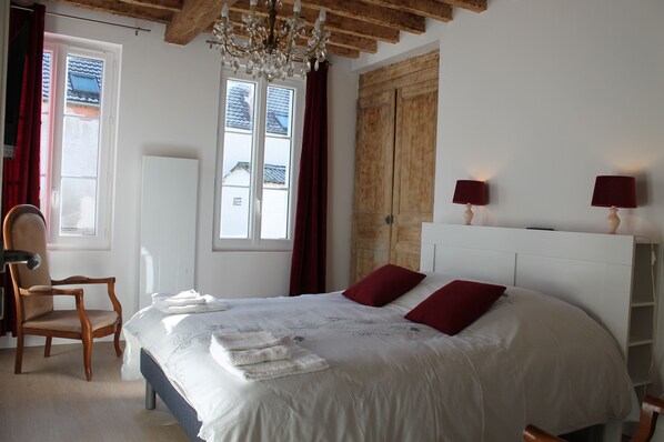 2 Schlafzimmer, Bügeleisen/Bügelbrett, Reisekinderbett, WLAN