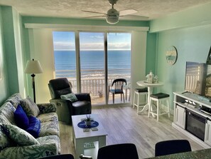 Condo, 1 Bedroom, Balcony, Oceanfront (702)