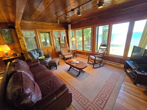 TV, fireplace, DVD player