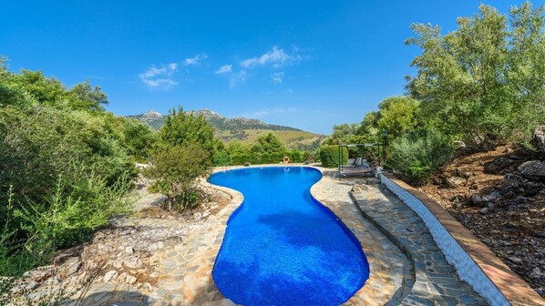 Pool - Los Algarrobales - El Paraiso Escondido Montecorto by Ruralidays (Málaga)