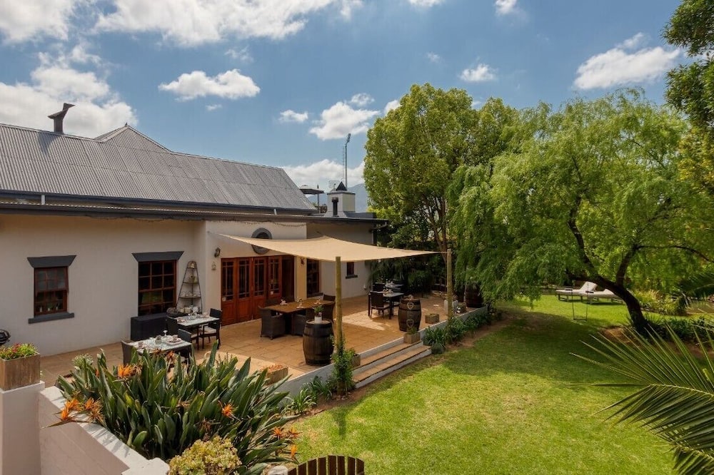 Sauvignon Country Lodge