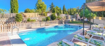 Casas de Paquita - La Casa de Paquita Montefrío by Ruralidays