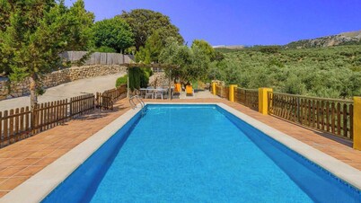 Casas de Paquita - La Casita Montefrío by Ruralidays