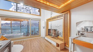 Chalet rustique (Rising moon(exterior spa))