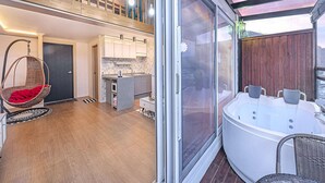Chalet rustique (Riding moon(exterior spa))