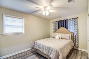 5 chambres, fer et planche à repasser, Wi-Fi gratuit, draps fournis