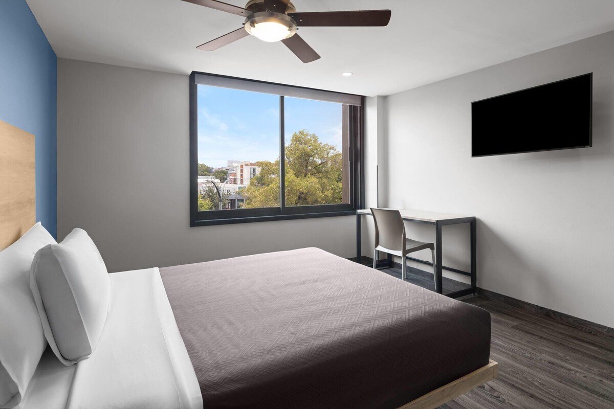 Chambre Standard, 1 grand lit, non-fumeur