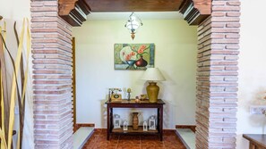 Interior - Villa Martín Nerja by Ruralidays (Málaga)