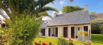 House with enclosed garden in Perros Guirec