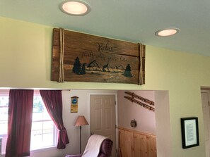 2 bedrooms, iron/ironing board, travel cot, WiFi