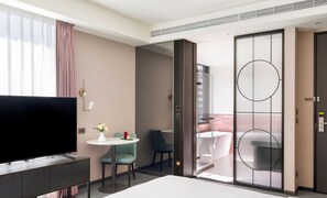 Double Room, 1 Queen Bed, Non Smoking, Bathtub | View from room - JÒHŌ HOTEL Kaohsiung (Kaohsiung)