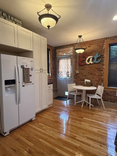 Hip S. Broadway 2 BR Historic Denver, Private yard