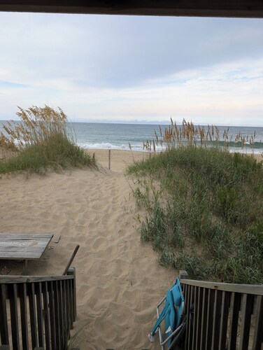 Beach Retreat - OceanFront Cottage