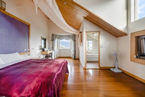 Blackout drapes, free WiFi, bed sheets - Chingjing New Paradise B&B (Ren'ai)
