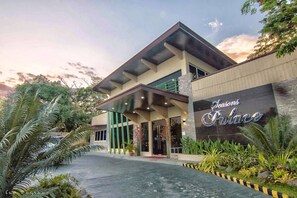 Exterior - Seasons Hotel Sablayan (Sablayan)