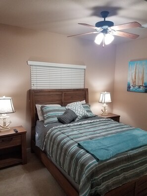 2 habitaciones, tabla de planchar con plancha y wifi gratis 