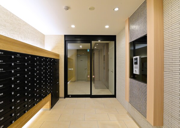 Property entrance - Alpha Square Minami 6 Jo (Sapporo)