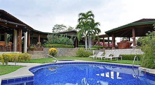 Las Mañanitas - Wonderful Oceanfront Villa and Beachfront Property! 
