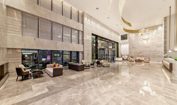 Sala de estar en el lobby