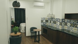 City Apartment - Sen Yangon Lakeview Hotel (Yangon)