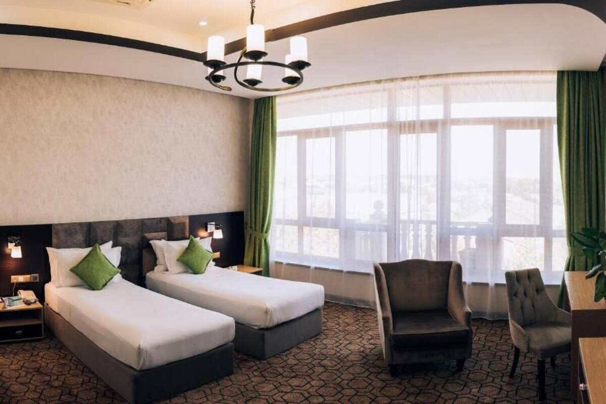 Premium bedding, minibar, in-room safe, desk
