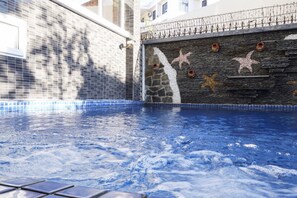 Outdoor pool - F5 Villa (Ho Chi Minh City)