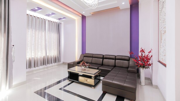 Standard Villa | Living room | Flat-screen TV - Tran Duy Luxury Villa Mini (Ho Chi Minh City)