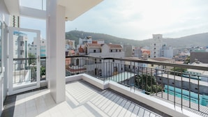 Standard Villa | Balcony - Tran Duy Luxury Villa Mini (Ho Chi Minh City)