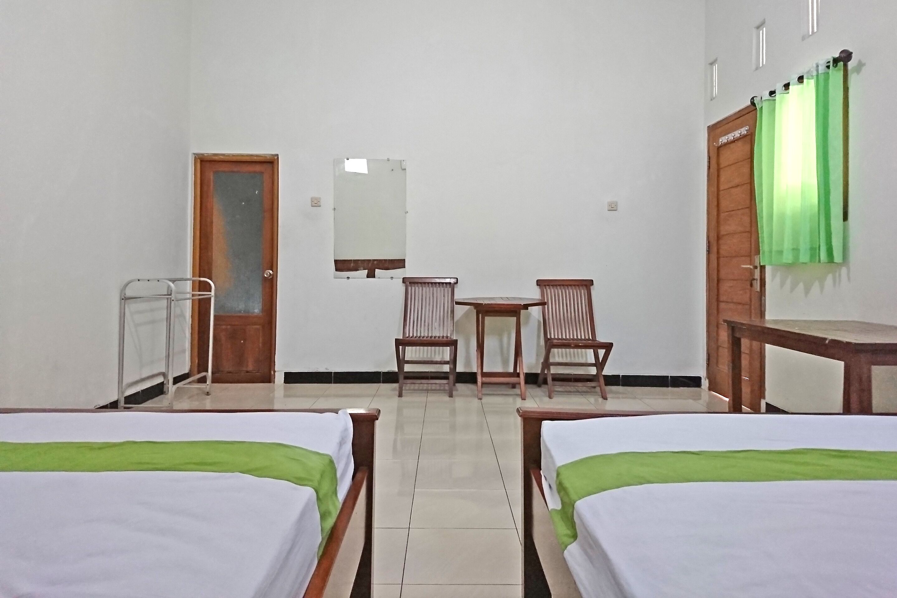 Family Double Room | Desk, free WiFi, bed sheets