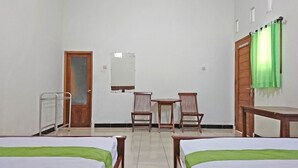 Unclassified image, 4 of 35, button - OYO 2511 Karimun Indah Guest House (Karimun Jawa)