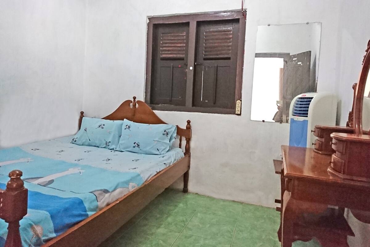 Basic-Doppelzimmer | Schreibtisch, kostenloses WLAN, Bettwäsche
